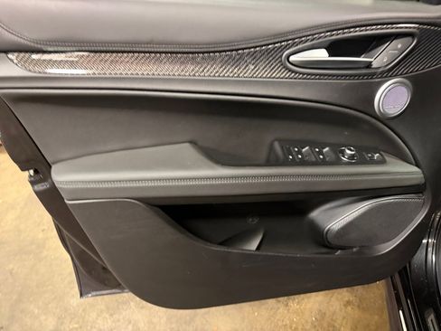 Used 2023 Alfa Romeo Stelvio Quadrifoglio w/ Active Assist Plus Package AWD/4WD image 36