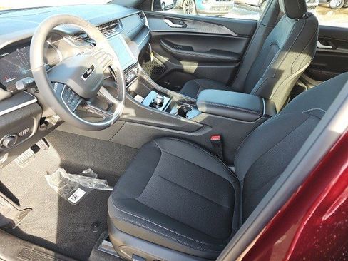 New 2025 Jeep Grand Cherokee L Laredo w/ Luxury Tech Group I image 20