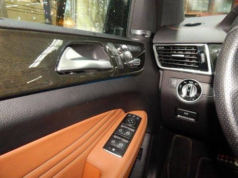 Used 2018 Mercedes-Benz GLE 43 AMG 4MATIC Coupe image 25