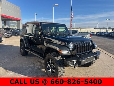 Used 2020 Jeep Wrangler Unlimited Sport image 3