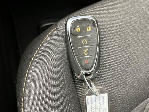 Used 2020 Chevrolet Equinox LT AWD/4WD image 25