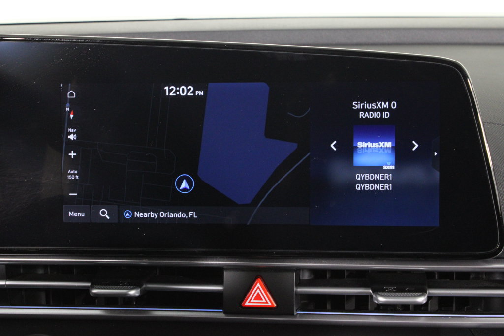 Certified 2024 Hyundai Elantra SEL FWD image 9