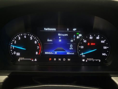 Used 2020 Ford Explorer XLT w/ Equipment Group 202A AWD/4WD image 23