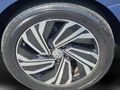 Used 2020 Volkswagen Jetta SEL Premium FWD image 29