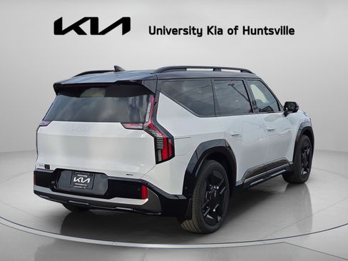 New 2026 Kia EV9 GT-Line image 7