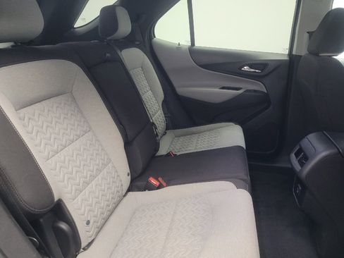 Used 2023 Chevrolet Equinox LT image 19