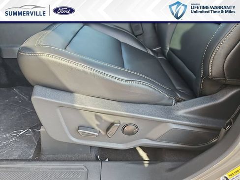 New 2026 Ford Bronco Badlands AWD/4WD image 18