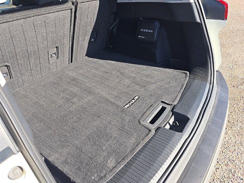 Used 2023 Nissan Rogue S image 20