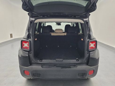 Used 2015 Jeep Renegade Latitude AWD/4WD image 29