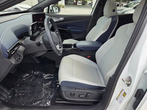 Used 2024 Volkswagen ID.4 S RWD image 4
