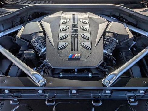 New 2026 BMW X7 M60i image 19