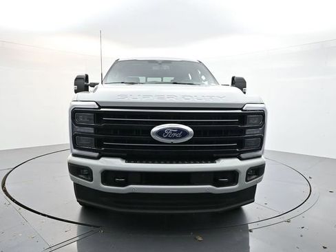 Used 2026 Ford F250 Platinum AWD/4WD image 2