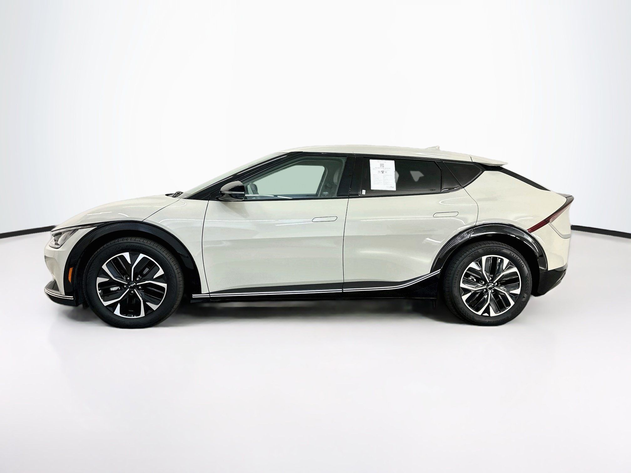Used 2024 Kia EV6 Wind AWD/4WD image 4