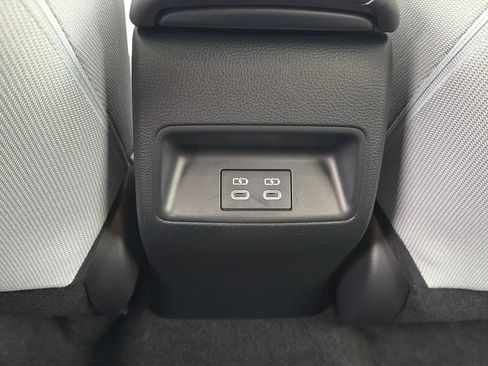 Used 2023 Toyota Corolla SE FWD image 28
