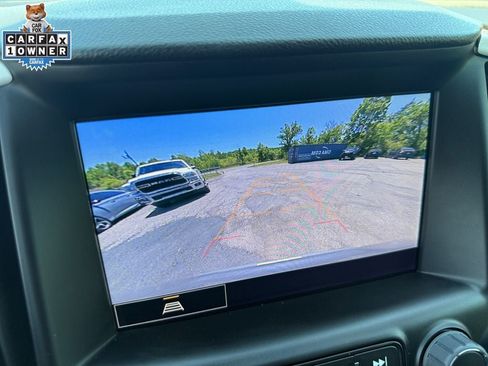 Used 2024 GMC Terrain SLT AWD/4WD image 30