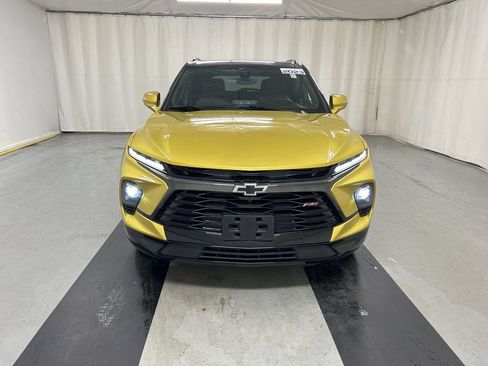 Certified 2023 Chevrolet Blazer RS w/ Driver Confidence II Package AWD/4WD image 3