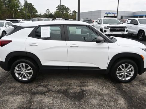 Used 2023 Chevrolet TrailBlazer LS image 6