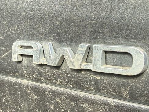 Used 2020 Toyota Highlander XLE image 13