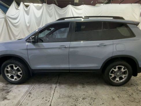 Certified 2023 Honda Passport TrailSport image 5