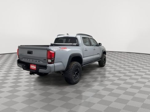 Used 2019 Toyota Tacoma TRD Off-Road image 39