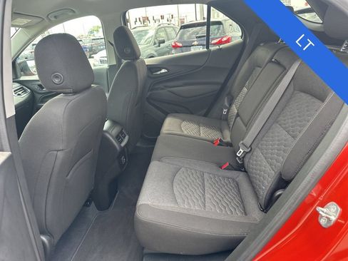 Used 2020 Chevrolet Equinox LT FWD image 21