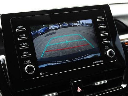 Used 2022 Toyota Camry SE image 33