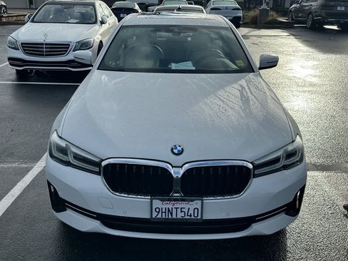 Certified 2023 BMW 530i xDrive w/ Premium Package image 10