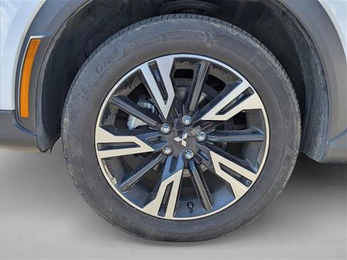 Used 2024 Mitsubishi Eclipse Cross SE image 9