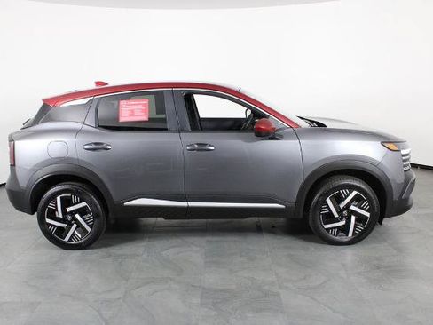 Certified 2025 Nissan Kicks SV FWD image 12