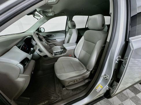 Used 2019 Chevrolet Traverse LT FWD image 25