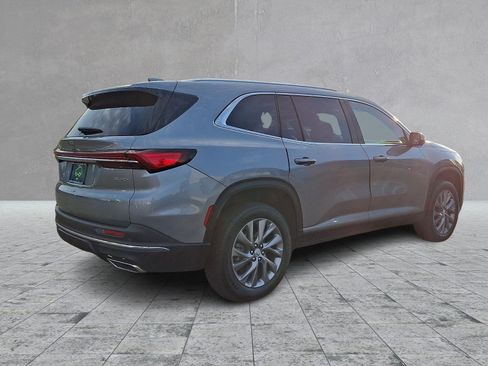 Certified 2026 Buick Enclave Preferred w/ LPO, Floor Liner Package FWD image 5