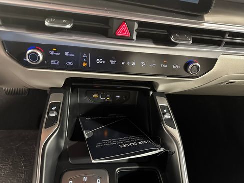 New 2026 Kia Sorento EX AWD/4WD image 28