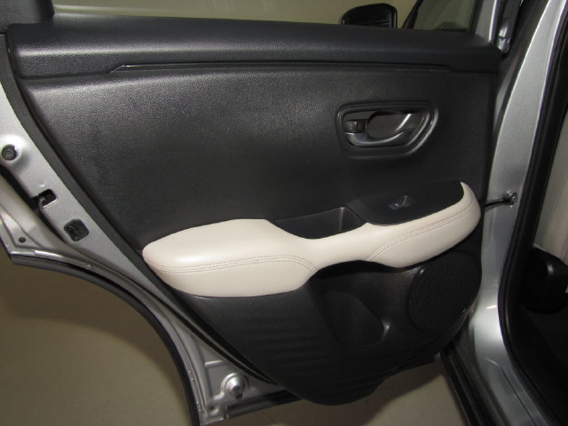Certified 2024 Honda HR-V LX image 35