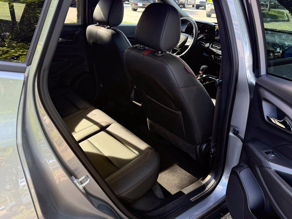 Used 2025 Chevrolet Trax RS w/ Driver Confidence Package FWD image 14