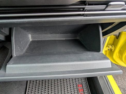 Used 2022 Volkswagen GTI Autobahn image 33