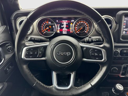 Used 2021 Jeep Wrangler Unlimited Sahara AWD/4WD image 19