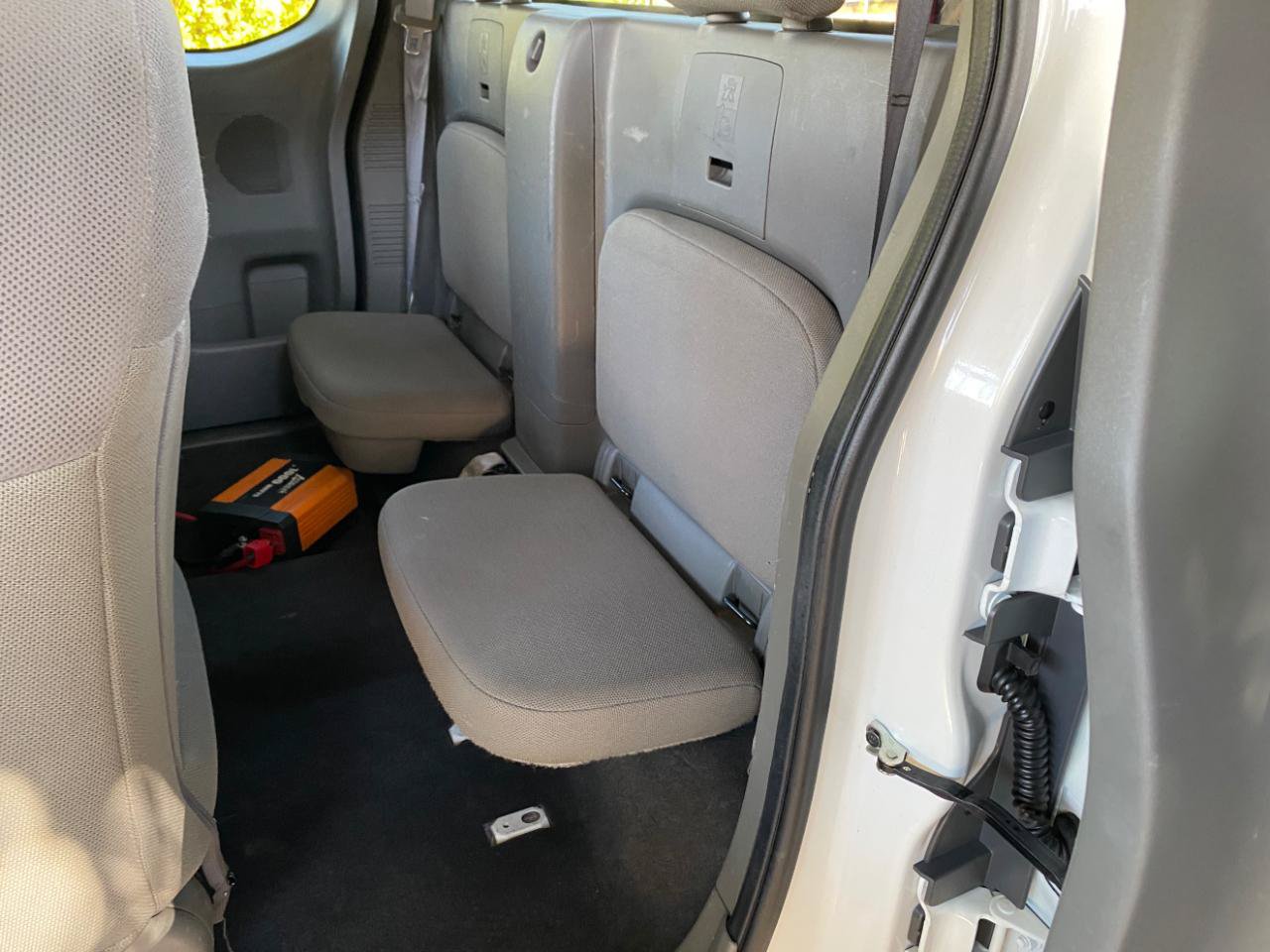 Used 2020 Nissan Frontier S RWD image 18