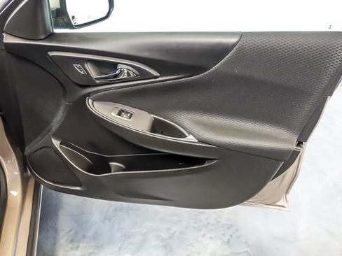 Used 2023 Chevrolet Malibu LT FWD image 29