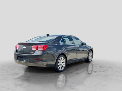 Used 2015 Chevrolet Malibu LT w/ Leather Package FWD image 6
