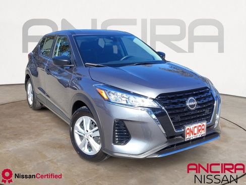 Certified 2025 Nissan Kicks Play S image 1