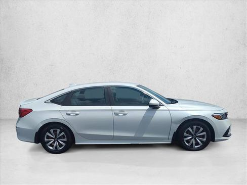 Used 2023 Honda Civic LX image 4