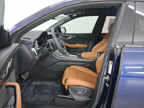 Used 2024 Audi RS Q8 image 5