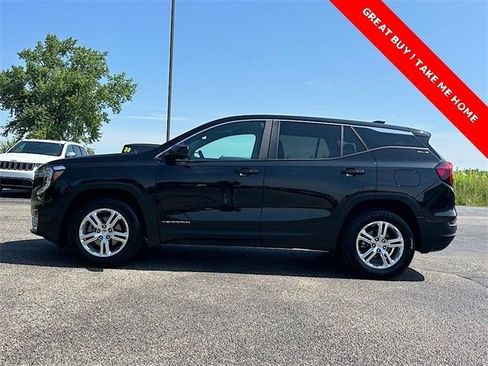 Used 2024 GMC Terrain SLE FWD image 4
