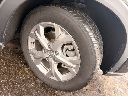 Used 2025 Honda HR-V LX image 42