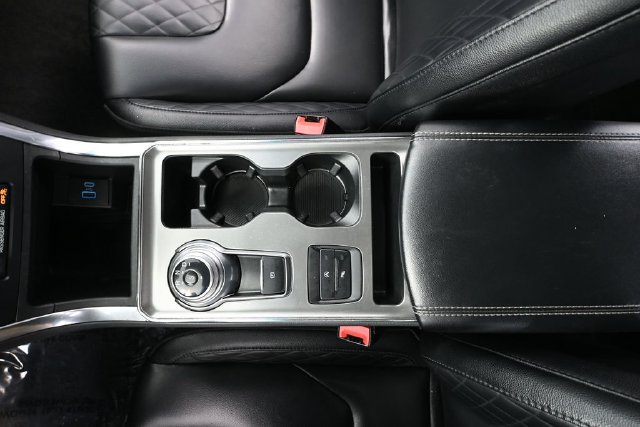 Used 2024 Ford Edge Titanium AWD/4WD image 26