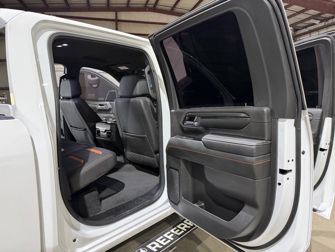 Used 2024 GMC Sierra 2500 AT4 w/ AT4 Preferred Package AWD/4WD image 20