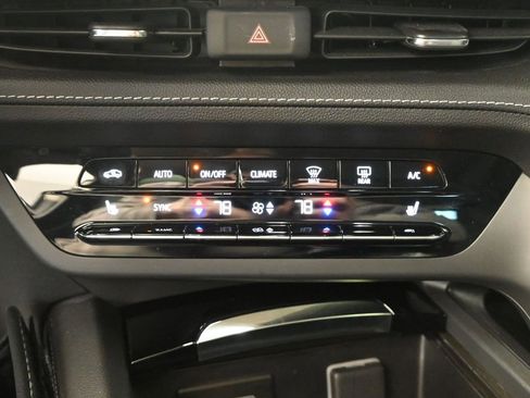 Used 2023 Buick Envision Essence w/ Sport Touring Package image 32