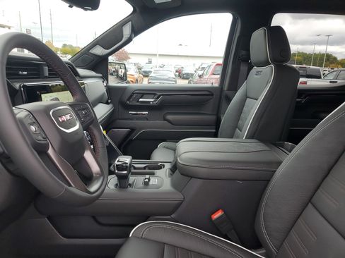 New 2026 GMC Sierra 1500 AT4X image 17