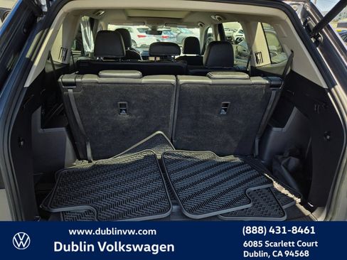 Certified 2023 Volkswagen Atlas SEL Premium AWD/4WD image 27
