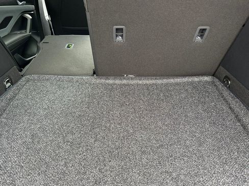 New 2026 Volkswagen Tiguan SE image 14